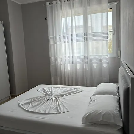 Radhima Apartman